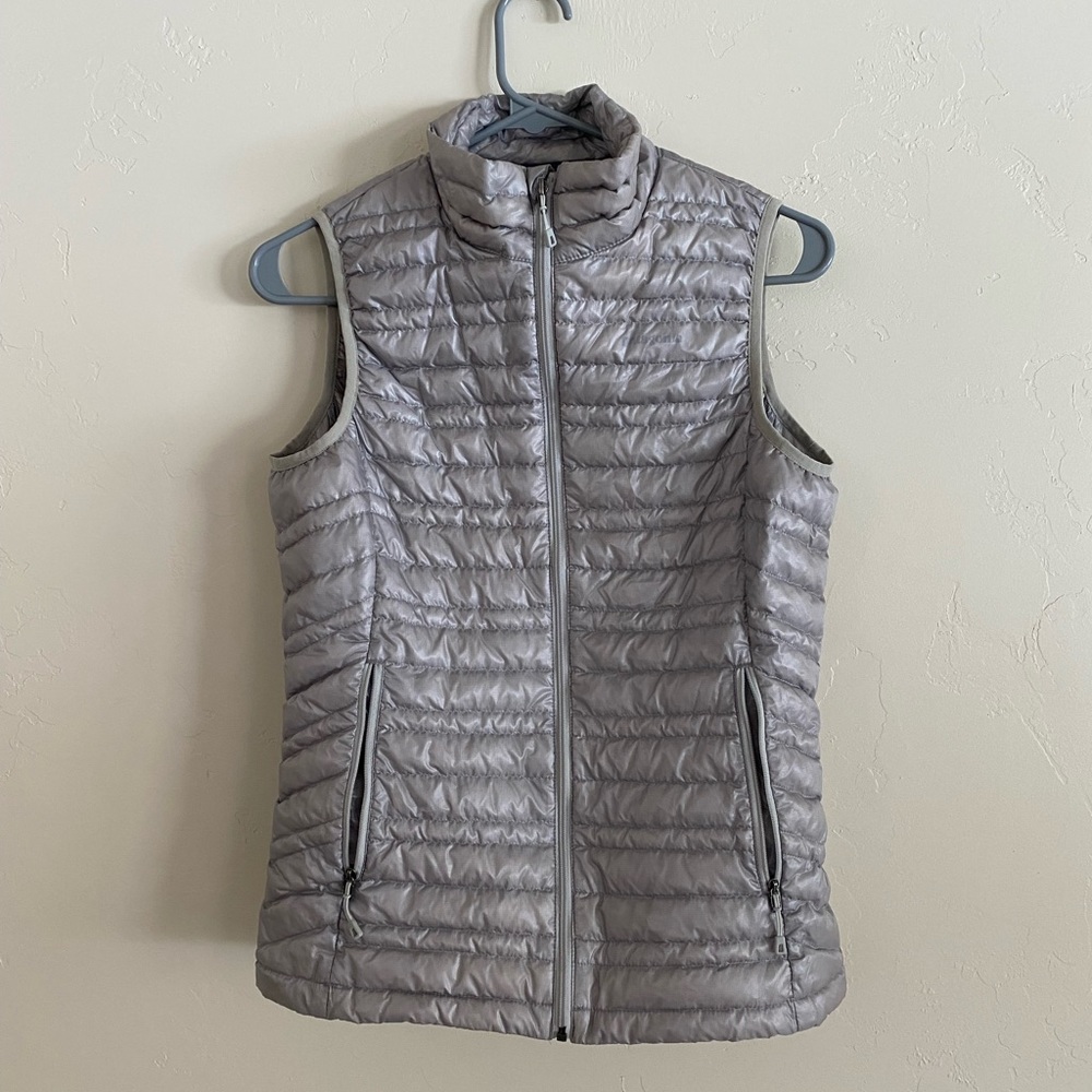 Patagonia Goose Down puffer vest grey silver xs